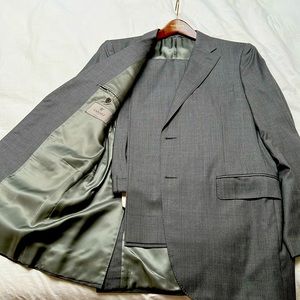 Canali Solid Grey Men’s 100% wool suit model L 13290/37